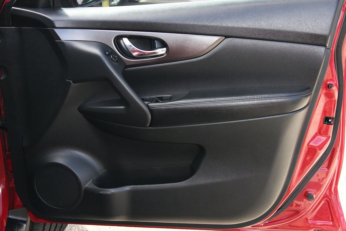 2014 Nissan X-TRAIL ST T32