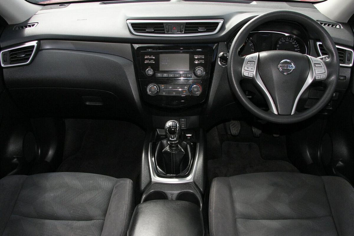 2014 Nissan X-TRAIL ST T32