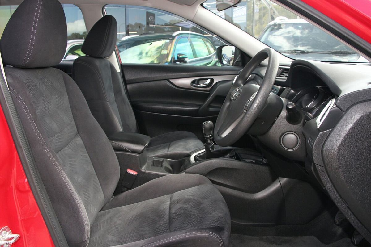 2014 Nissan X-TRAIL ST T32