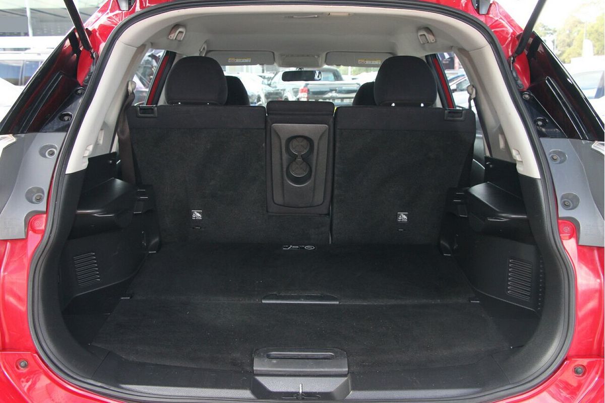 2014 Nissan X-TRAIL ST T32