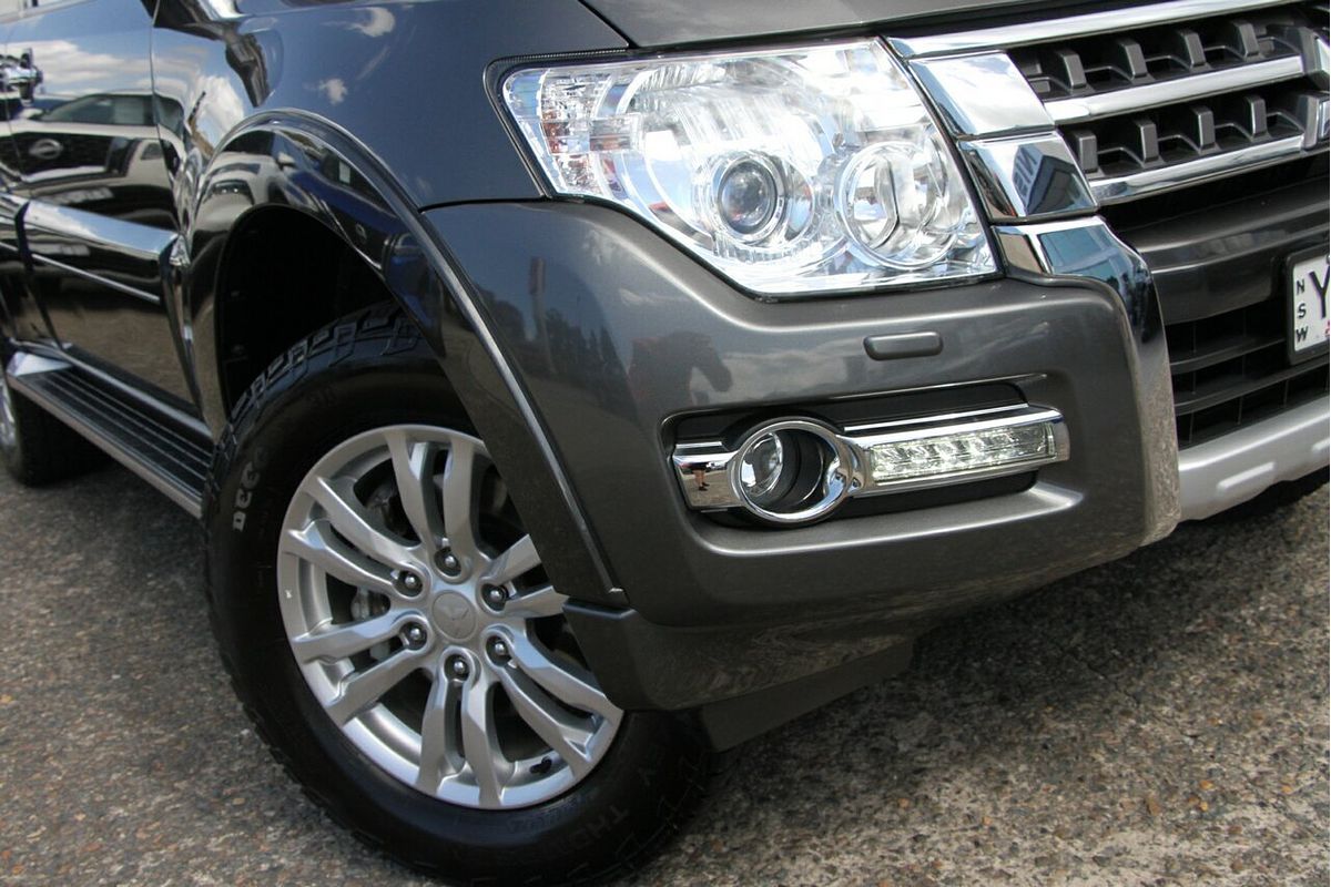 2017 Mitsubishi Pajero GLS NX