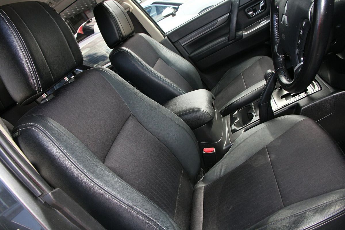 2017 Mitsubishi Pajero GLS NX