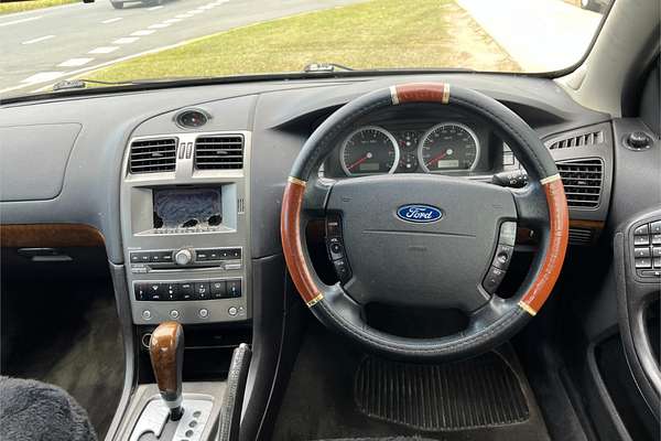 2004 Ford Fairlane Ghia BA