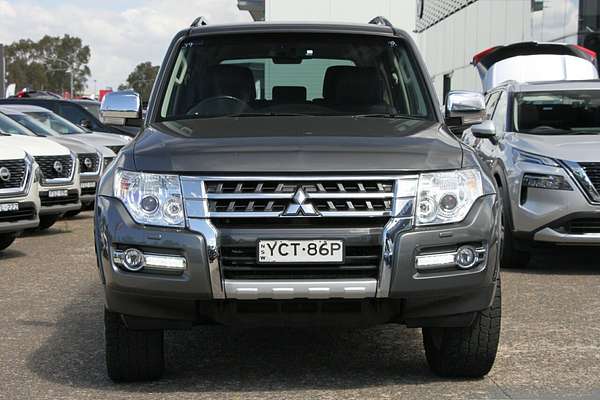 2017 Mitsubishi Pajero GLS NX