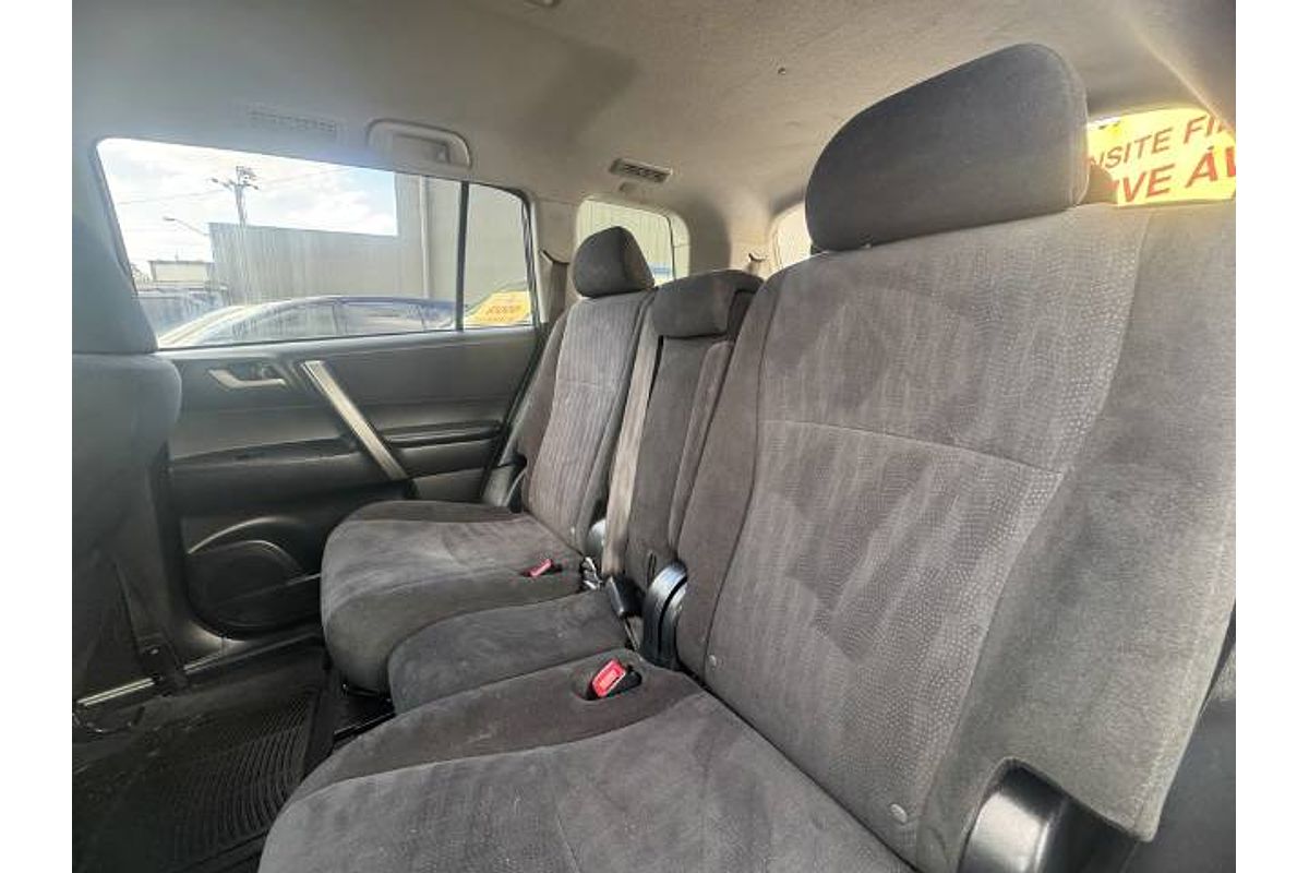 2013 Toyota Kluger KX-R GSU45R