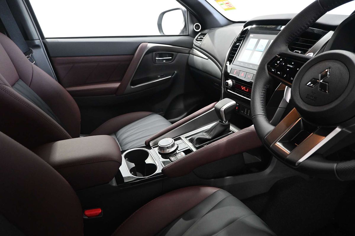 2025 Mitsubishi Pajero Sport GSR QG