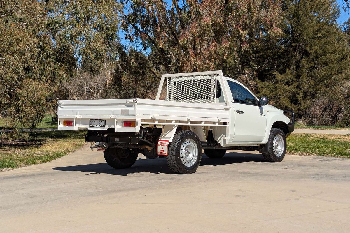 2021 Mitsubishi Triton GLX MR 4X4