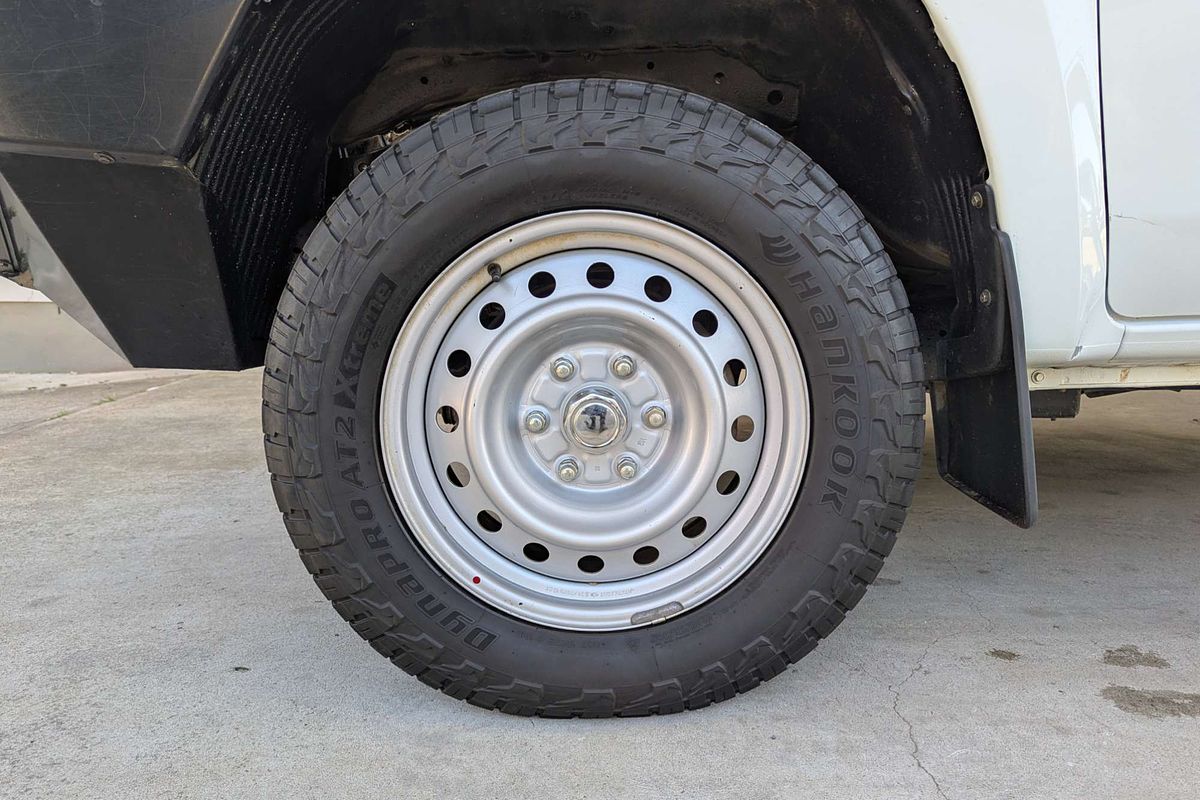 2021 Mitsubishi Triton GLX MR 4X4
