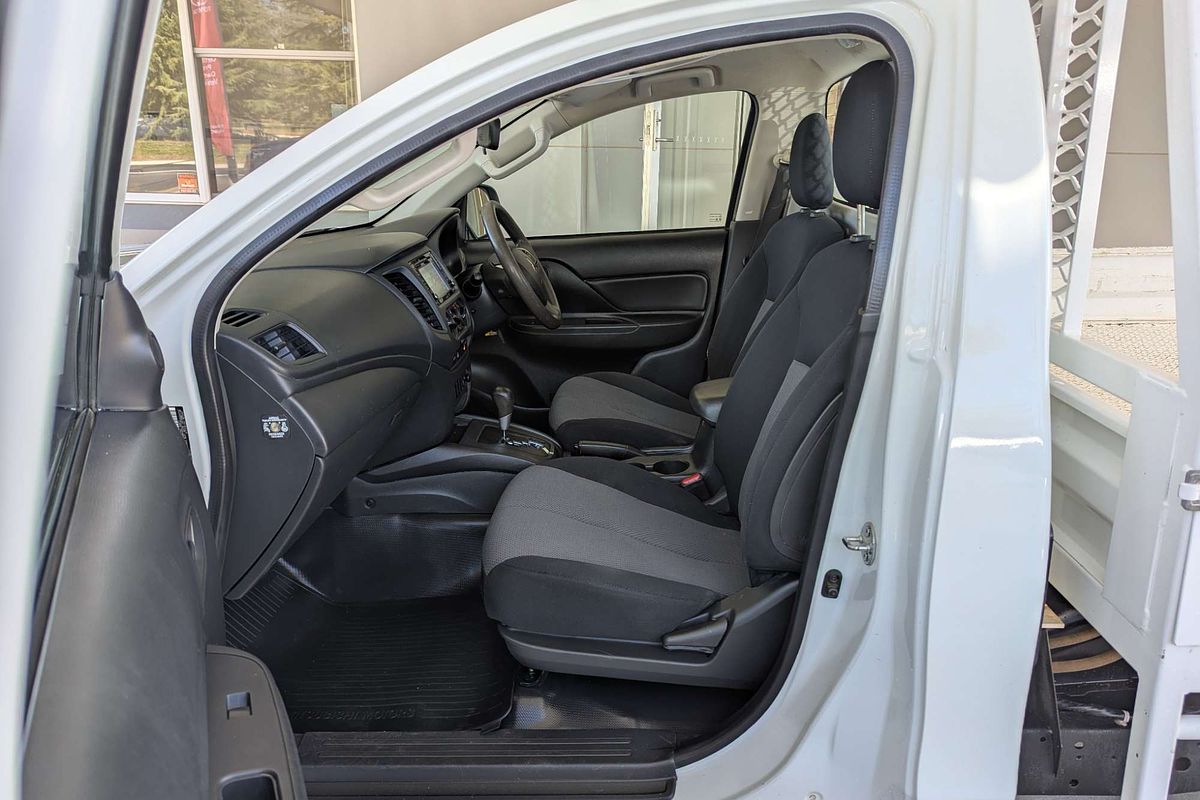 2021 Mitsubishi Triton GLX MR 4X4