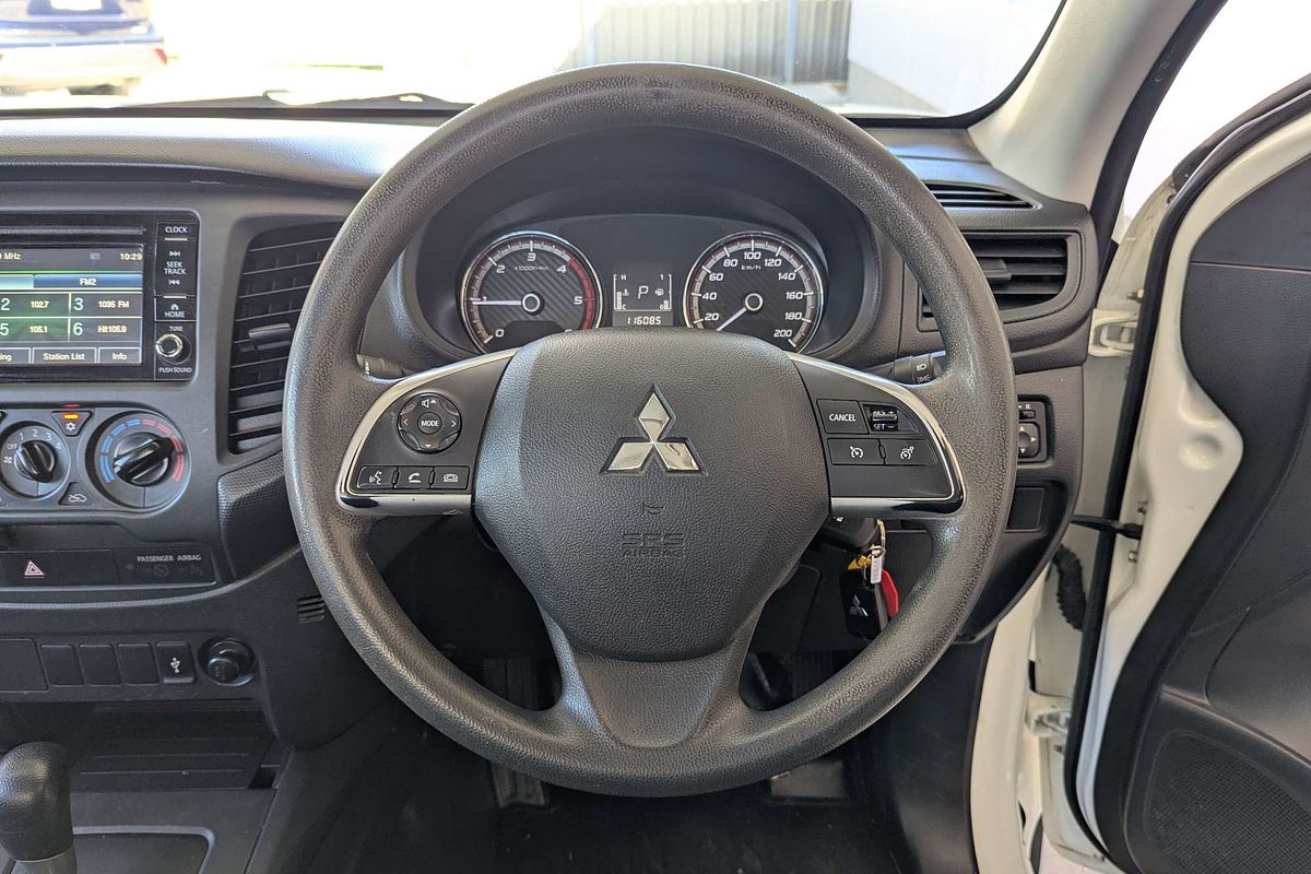 2021 Mitsubishi Triton GLX MR 4X4