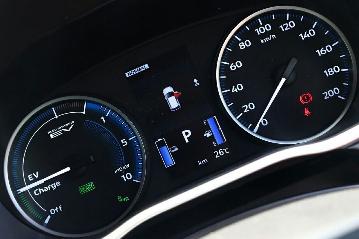 2024 Mitsubishi Eclipse Cross PHEV Exceed YB