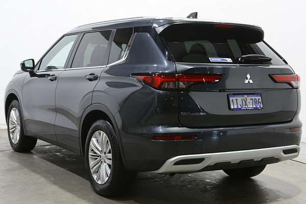 2024 Mitsubishi Outlander LS ZM