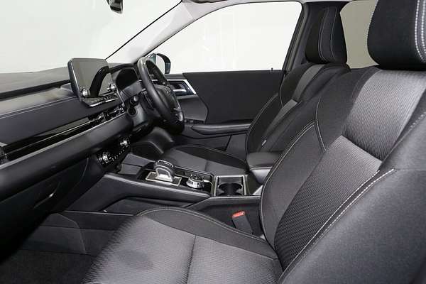 2024 Mitsubishi Outlander LS ZM