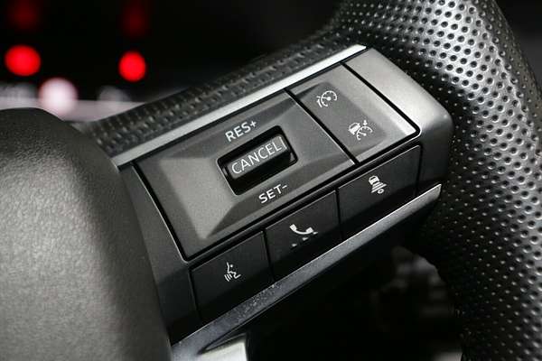 2024 Mitsubishi Outlander LS ZM