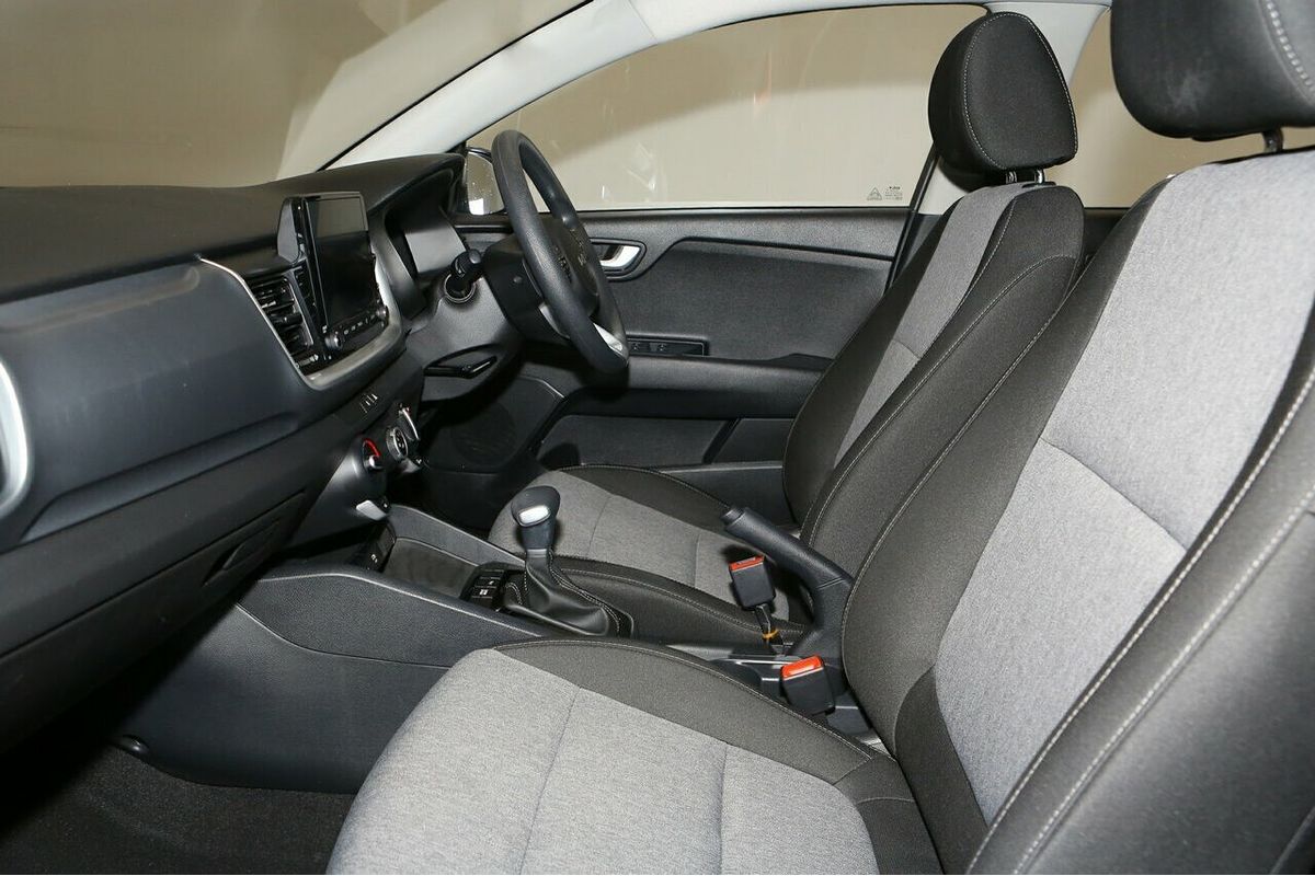 2024 Kia Stonic S YB