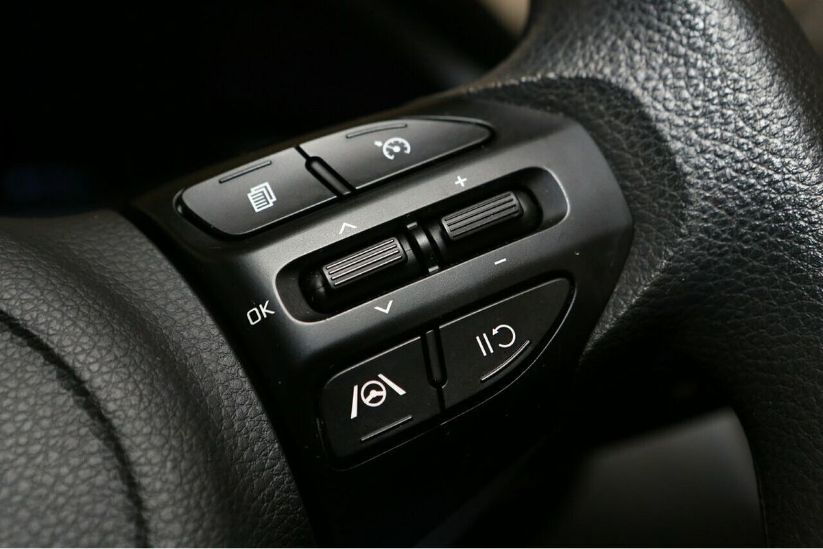2024 Kia Stonic S YB