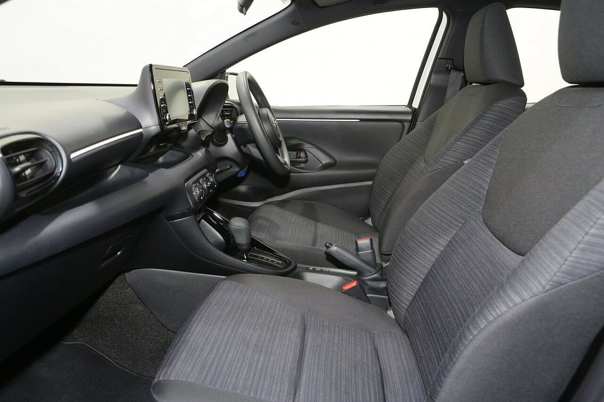 2022 Toyota Yaris Ascent Sport MXPA10R
