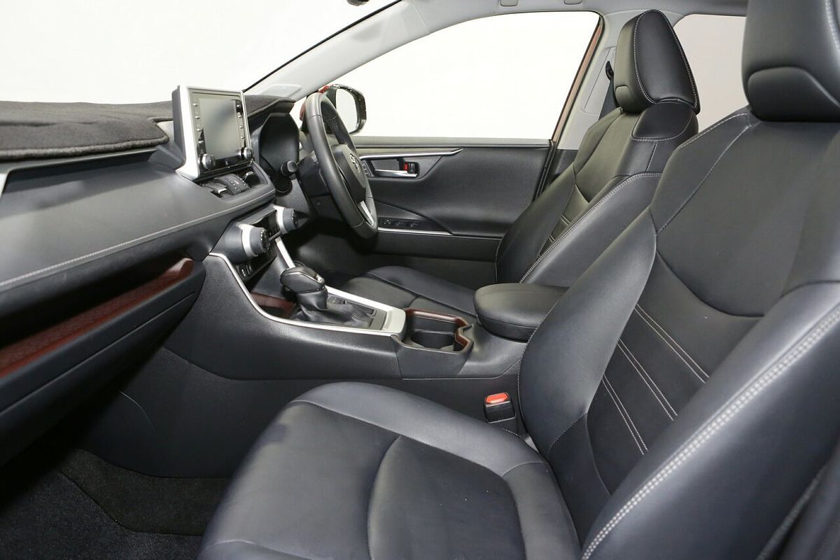2020 Toyota RAV4 Cruiser MXAA52R