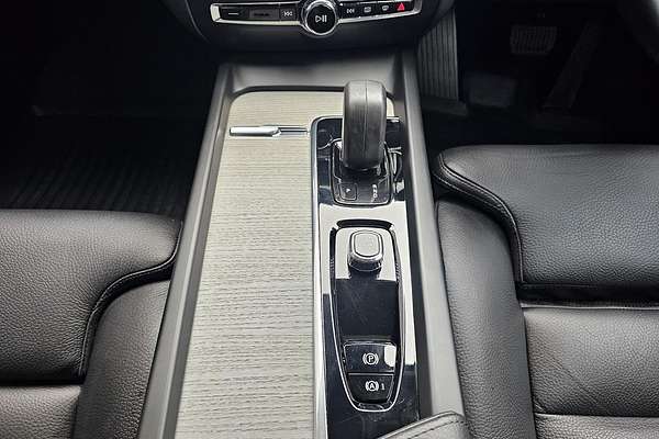 2021 Volvo V60 Cross Country B5