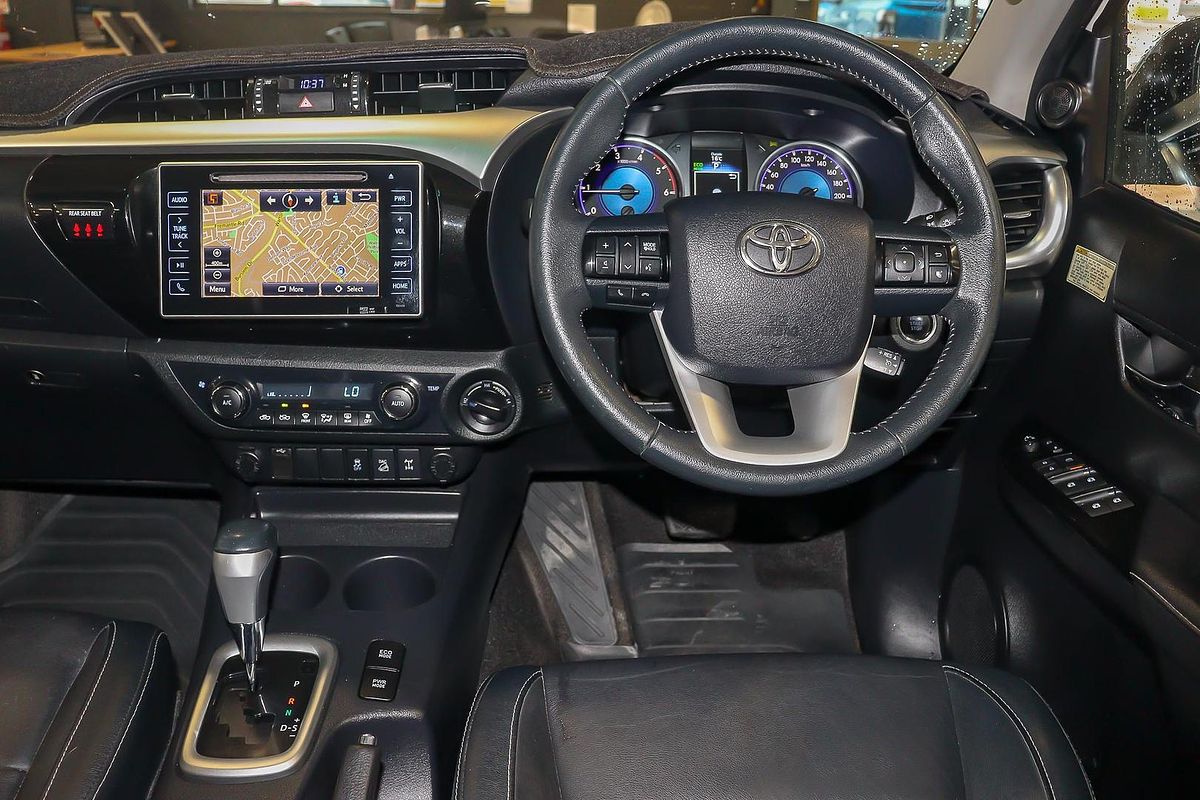 2016 Toyota Hilux SR5 GUN126R 4X4