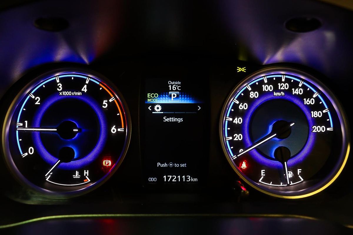 2016 Toyota Hilux SR5 GUN126R 4X4