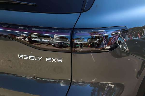 2025 Geely EX5 Inspire E245