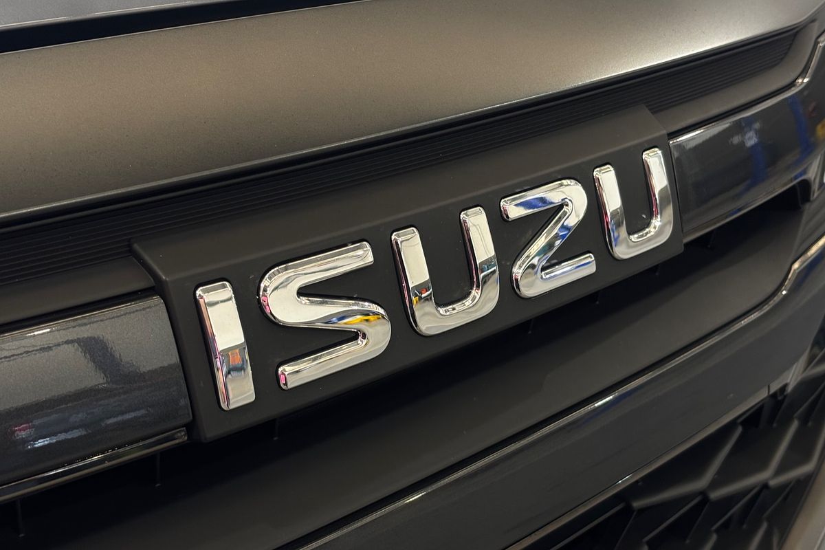 2024 Isuzu D-MAX X-TERRAIN 4X4