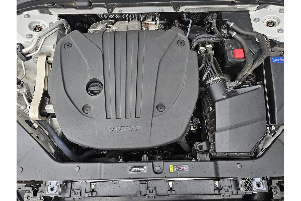 2021 Volvo V60 Cross Country B5
