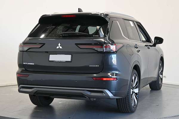 2025 Mitsubishi Outlander Exceed ZM
