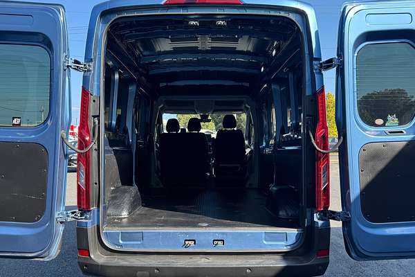 2022 LDV Deliver 9 LWB