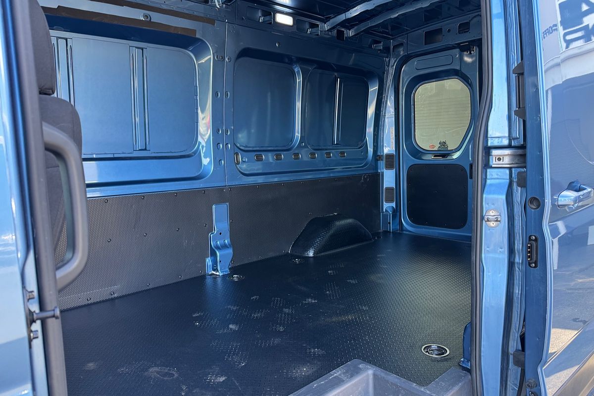 2022 LDV Deliver 9 LWB