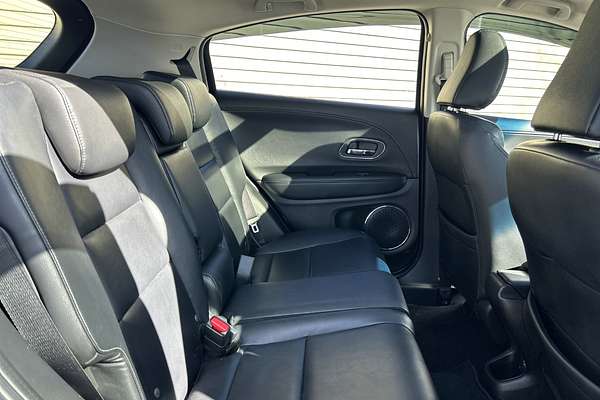 2017 Honda HR-V VTi-L