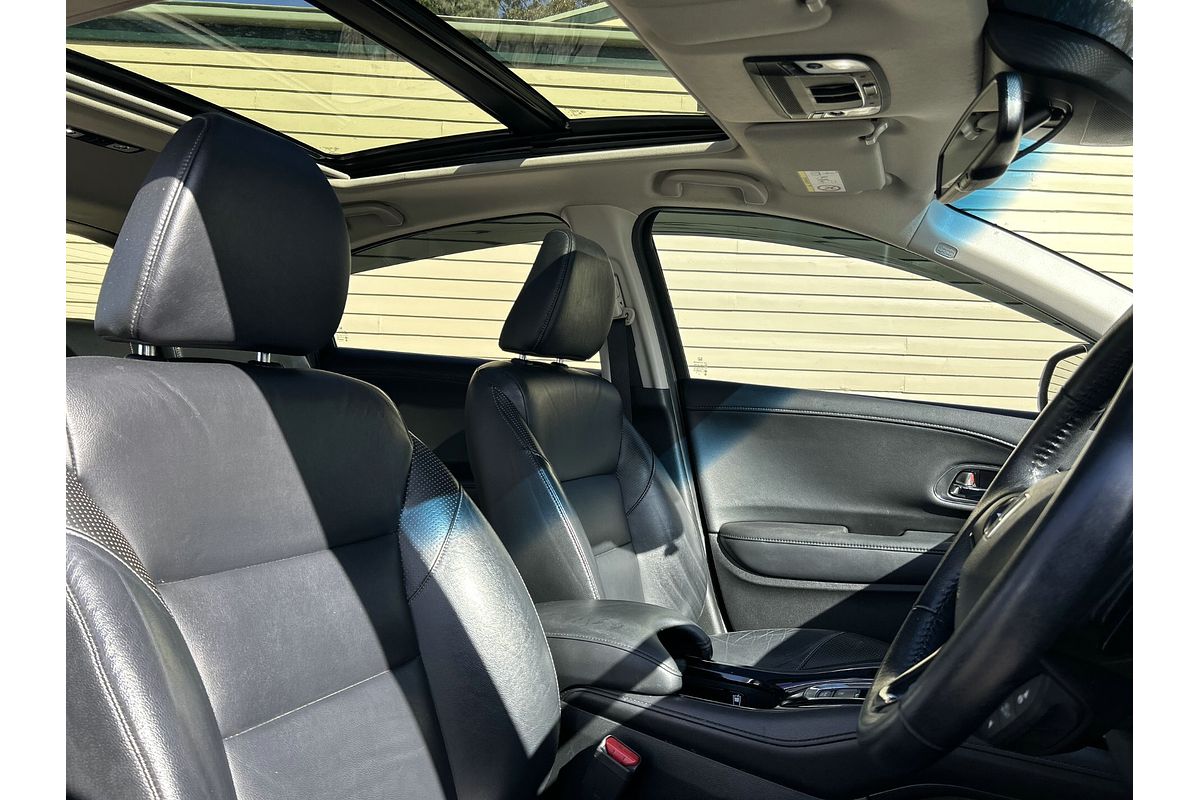 2017 Honda HR-V VTi-L
