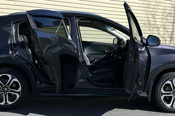 2017 Honda HR-V VTi-L
