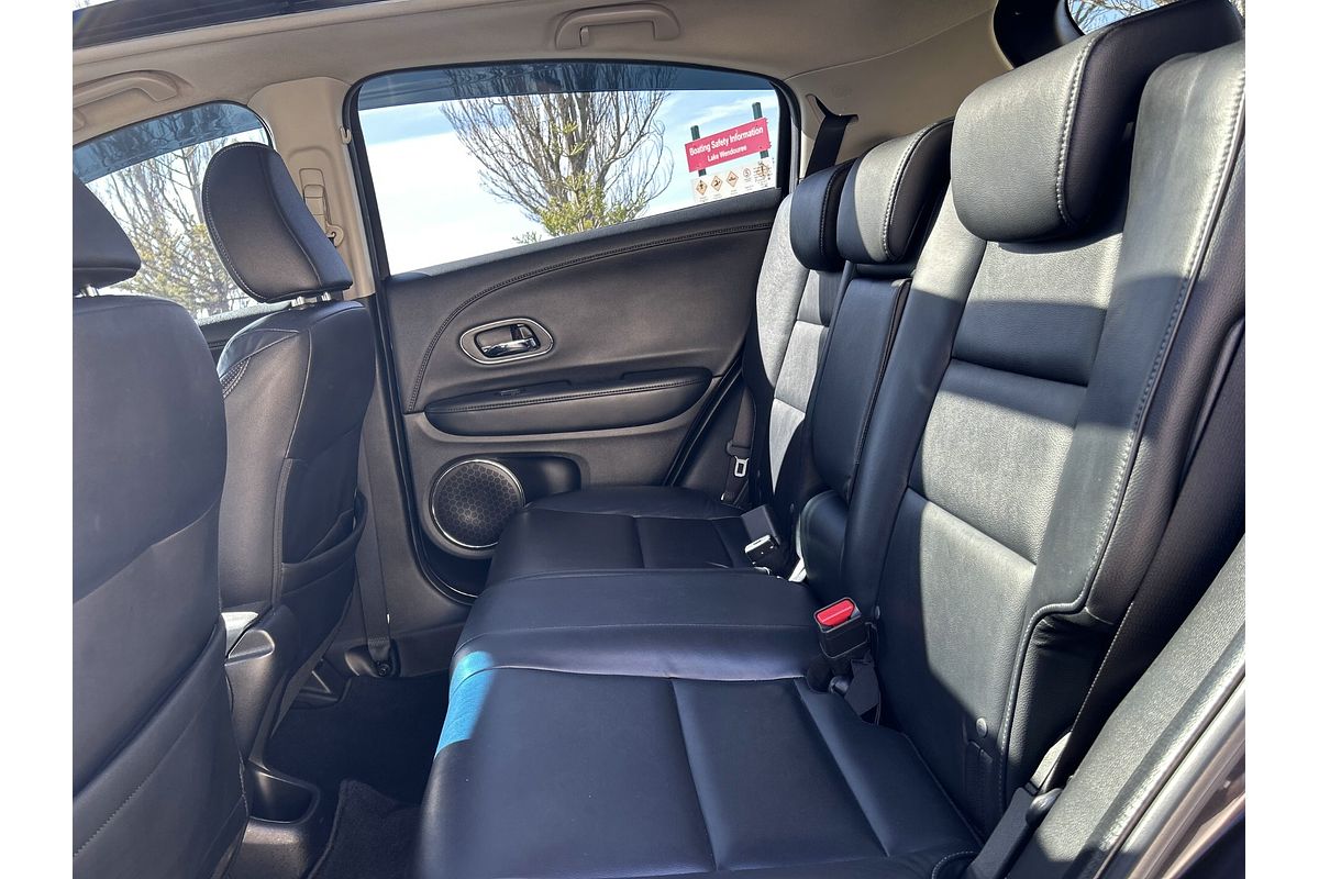2017 Honda HR-V VTi-L