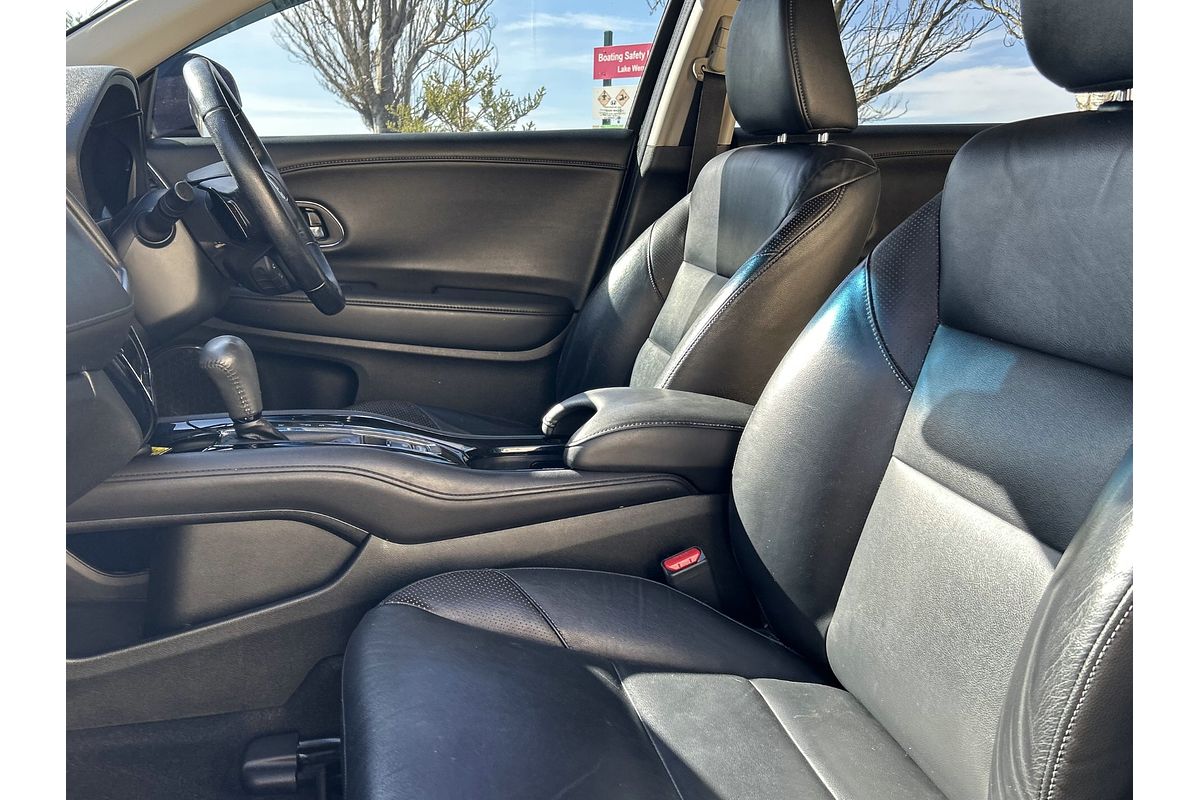 2017 Honda HR-V VTi-L