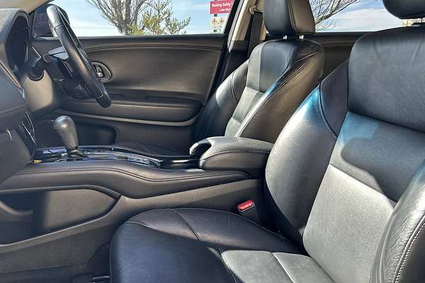 2017 Honda HR-V VTi-L