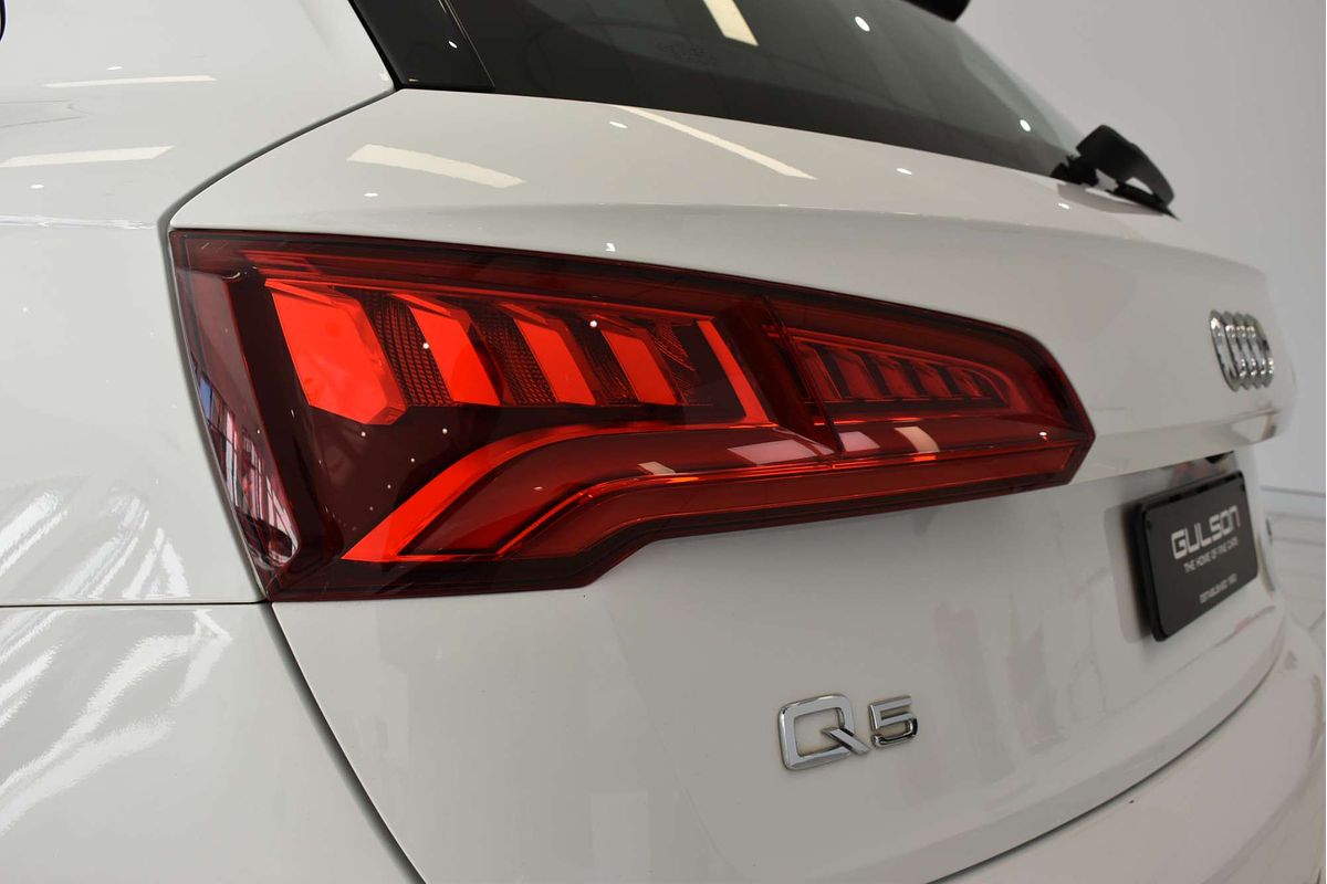2019 Audi Q5 40 TDI sport FY