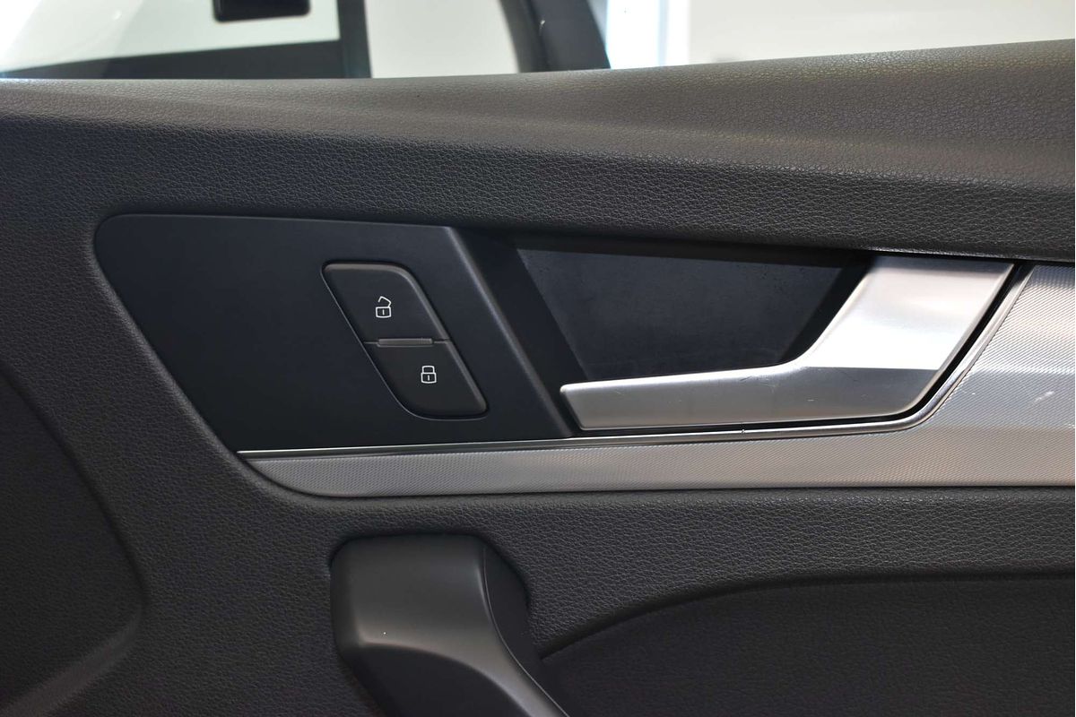 2019 Audi Q5 40 TDI sport FY
