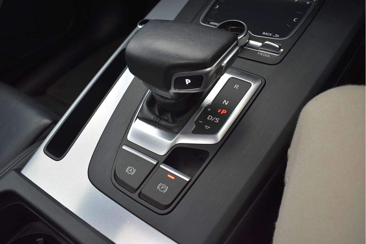2019 Audi Q5 40 TDI sport FY