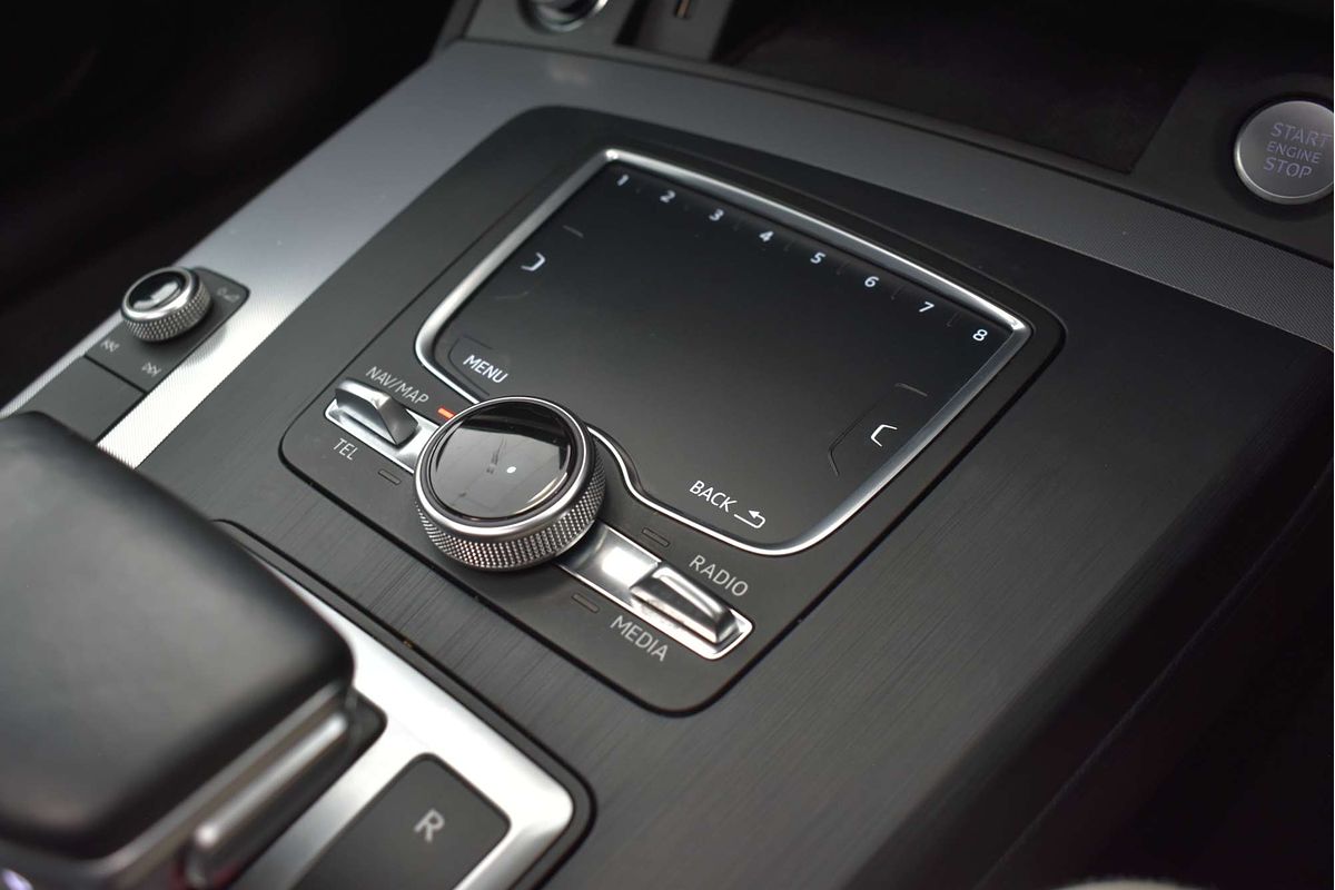 2019 Audi Q5 40 TDI sport FY