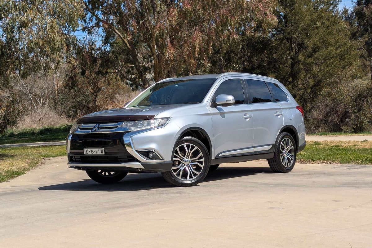 2017 Mitsubishi Outlander LS ZK