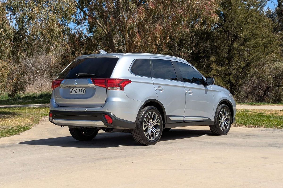 2017 Mitsubishi Outlander LS ZK