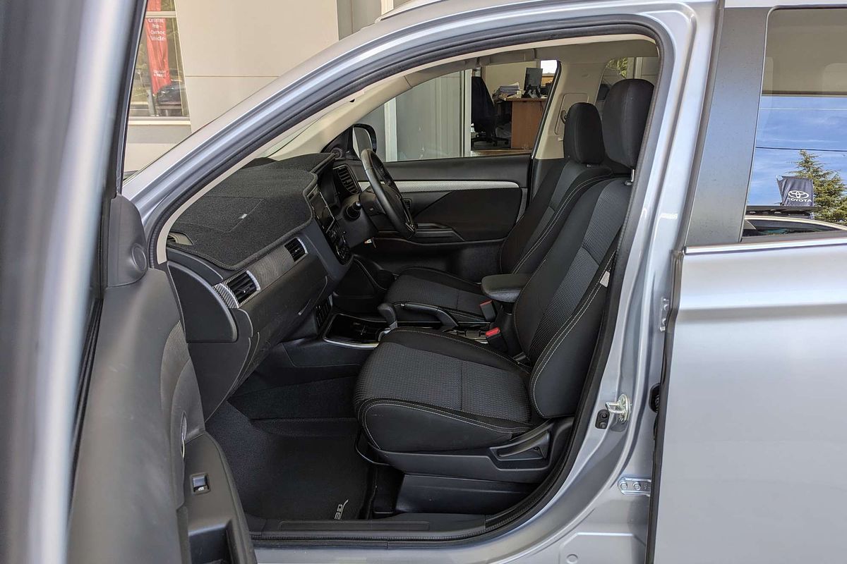 2017 Mitsubishi Outlander LS ZK