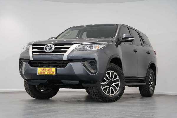 2017 Toyota Fortuner GX GUN156R