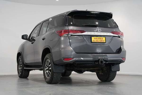 2017 Toyota Fortuner GX GUN156R