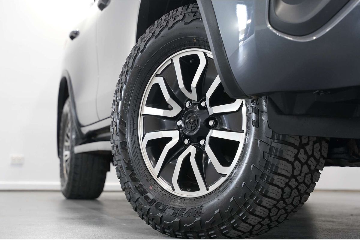 2017 Toyota Fortuner GX GUN156R