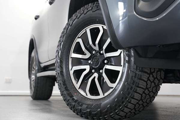 2017 Toyota Fortuner GX GUN156R