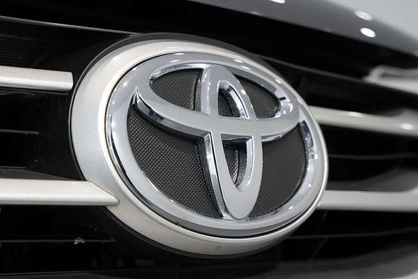 2017 Toyota Fortuner GX GUN156R