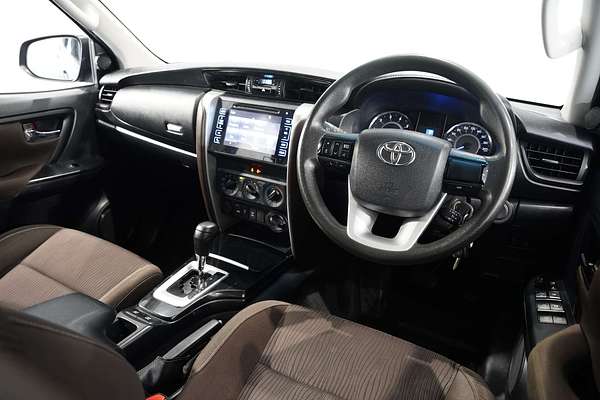 2017 Toyota Fortuner GX GUN156R